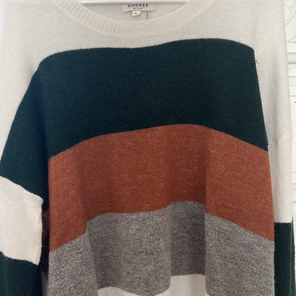 Sweater - Picture 2 of 2